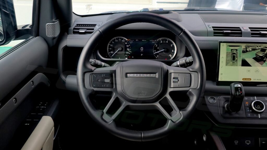 2023 Land Rover Defender 130 X-Dynamic SE P400 3.0T 0Km Brand New